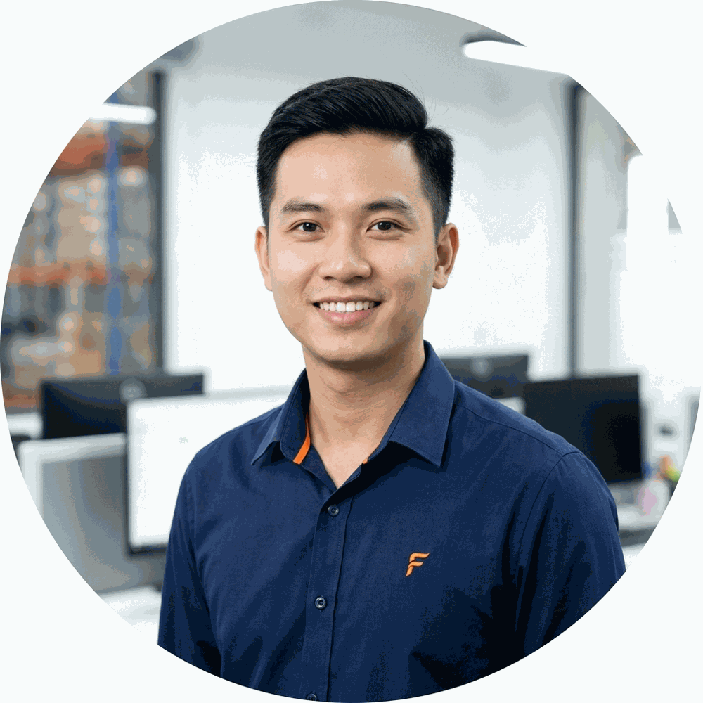 Nhân viên hỗ trợ khách hàng chuyển nhà Dịch vụ Chuyển Dọn